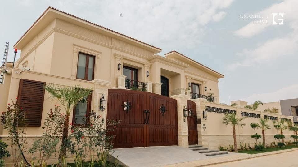 HOUSE IN DHA PHASE 8 KARACHI